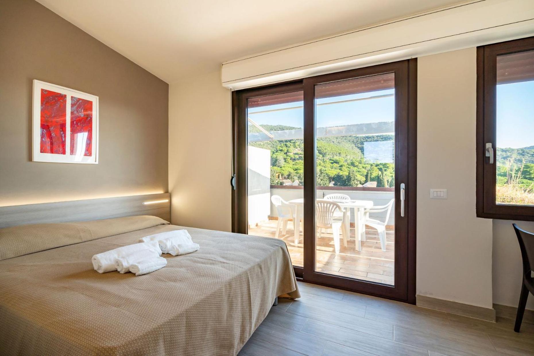 Residence Solemaremma Кастильоне-делла-Пеская Экстерьер фото